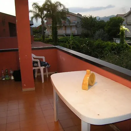 Joyful * Giardini Naxos